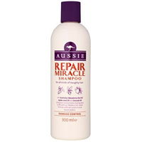 Aussie Šampón pre nepoddajné vlasy Repair Miracle (Shampoo) 300 ml