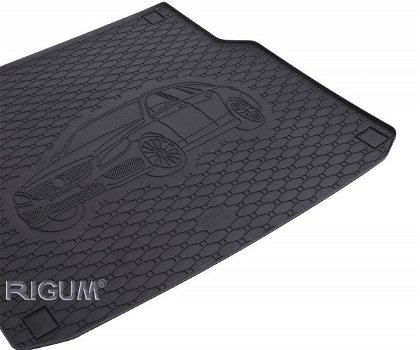 Gumová rohož kufra RIGUM - Mercedes C-Klasse kombi w205 2014-2021