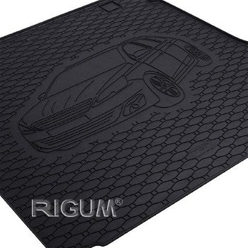 Gumová rohož kufra RIGUM - Peugeot 308 SW  2013-2021