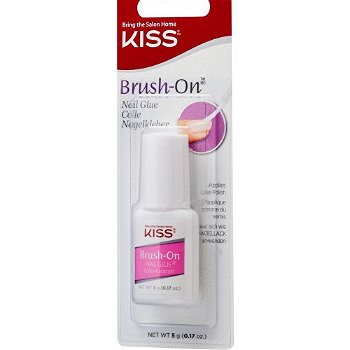 KISS Lepidlo na nechty rýchloschnúce s aplikačným štetcom Brush-On (Nail Glue) 5 g
