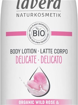 Lavera Ľahké telové mlieko s Bio divokou ružou (Delicate Body Lotion) 200 ml