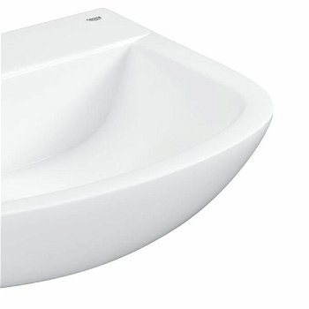 Umývadlo Grohe Bau Ceramic 64,6x46,8 cm alpská biela otvor pre batériu uprostred 39420000