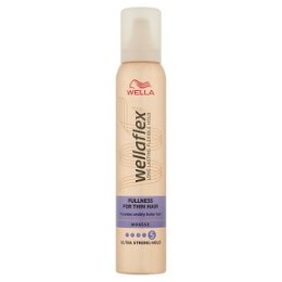 Wella Penové tužidlo s ultra silnou fixáciou pre jemné vlasy Wella flex Fullness For Thin Hair (Mousse) 200 ml