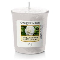 Yankee Candle Aromatická votívna sviečka Camellia Blossom 49 g