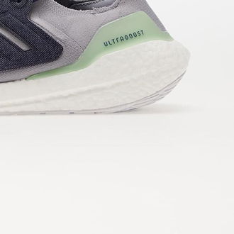 adidas UltraBOOST 22 Halo Silver/ Shale Navy/ Linen Green 9