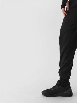 Dámske teplákové nohavice typu jogger s prísadou modalu - čierne 8