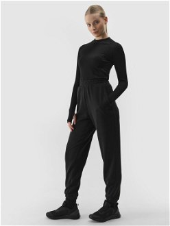 Dámske teplákové nohavice typu jogger s prísadou modalu - čierne 2