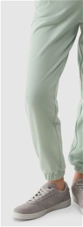 Dámske teplákové nohavice typu jogger z organickej bavlny - zelené 8