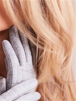 Grey checkered women's gloves 7