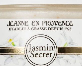 Jeanne en Provence Jasmin Secret jemný telový peeling s parfumáciou pre ženy 200 ml 5