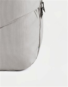 Klättermusen Edda Backpack 20L Dove Grey 9