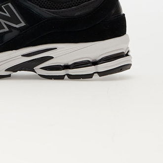 New Balance 2002R Black 9