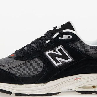 New Balance 2002R Black 5