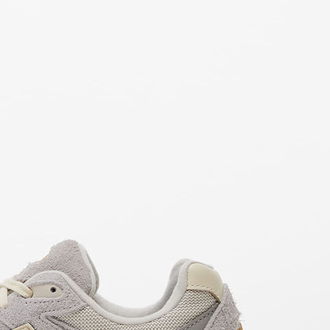 New Balance 2002R Grey 7