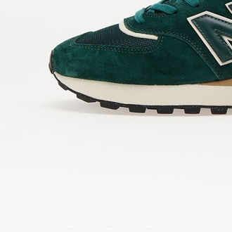 New Balance 574 Abundant Green 8