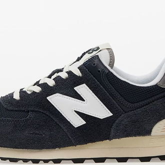 New Balance 574 Black 5