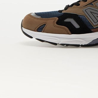 New Balance 920 Navy/ Brown 8