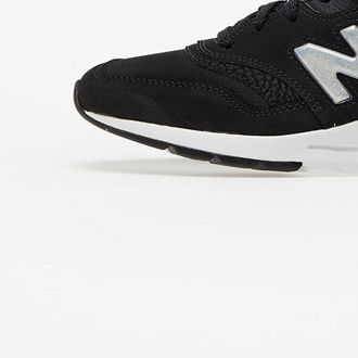 New Balance 997 Black 8