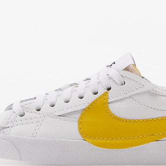 Nike Blazer Low Jumbo White/ Vivid Sulfur-Black-Team Orange 5