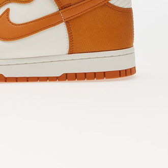 Nike Dunk Hi Retro SE Monarch/ Monarch-Sail 9