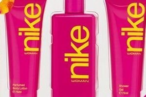 Nike Pink Woman – EDT 100 ml + telové mlieko 75 ml + sprchový gél 75 ml 5