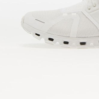 On M Cloud 5 Undyed-White/ White 8