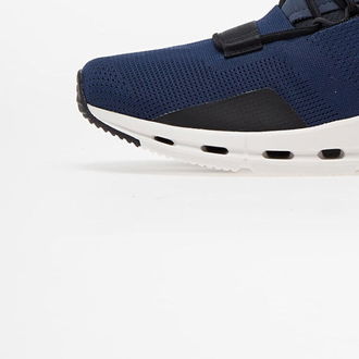 On M Cloudnova Navy/ White 8