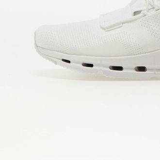 On M Cloudnova Undyed-White/ White 8