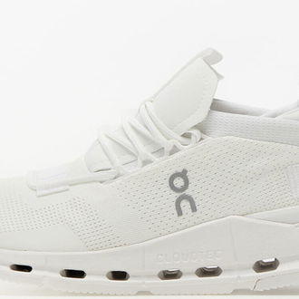 On W Cloudnova All White 5