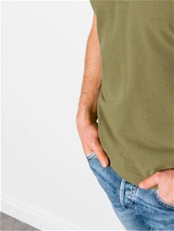 Kaki pánske basic polo tričko Ombre Clothing 8