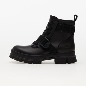 UGG W Ashton Lace Up Black 2