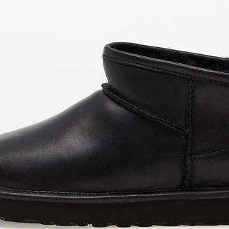 UGG W Classic Ultra Mini Black 5