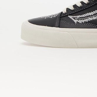 Vans Vault x Shane Gonzales Old Skool LX Black/ Marshmallow 8