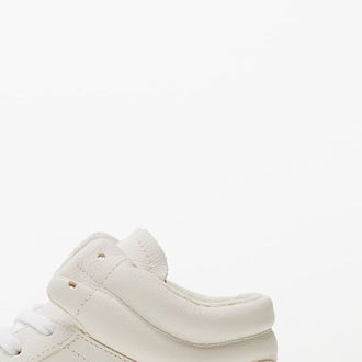 Veja Minotaur Extra-White Black Butter 7