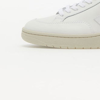 Veja V-12 Leather White 8