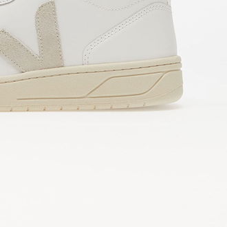 Veja V-15 Leather Extra White/ Natural 9