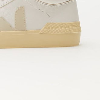 Veja W Minotaur Extra-White Pierre Butter 9