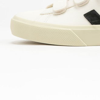 Veja W Recife Logo Chromefree Leather Extra White/ Black 8