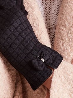 Women's black plaid gloves 9